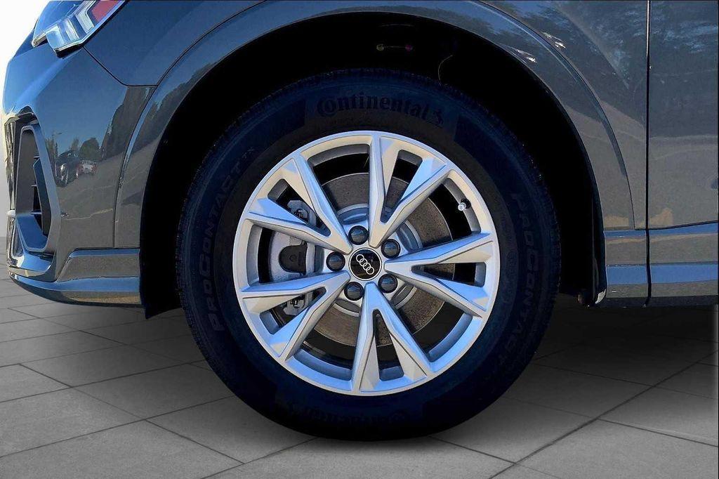 new 2025 Audi Q3 car, priced at $44,965