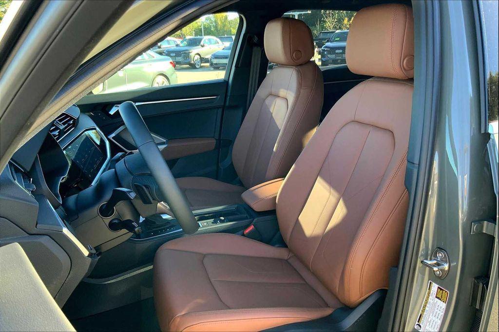 new 2025 Audi Q3 car, priced at $44,965