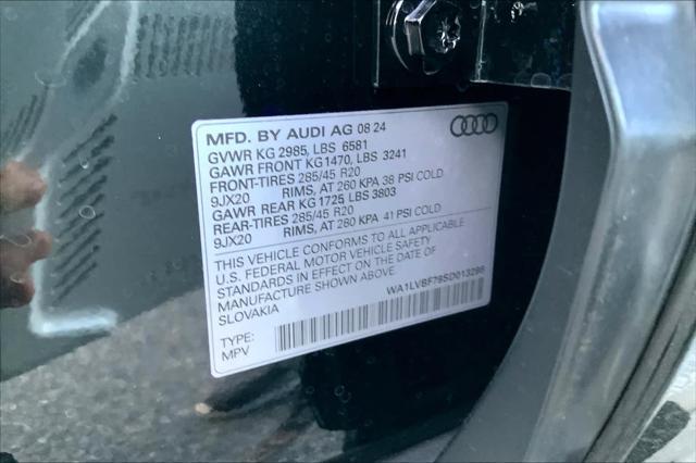 new 2025 Audi Q7 car, priced at $75,800