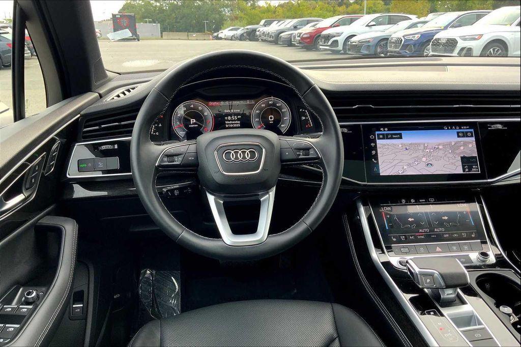 used 2025 Audi Q7 car, priced at $62,920
