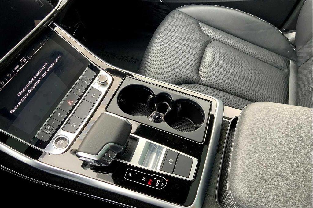 used 2025 Audi Q7 car, priced at $62,920