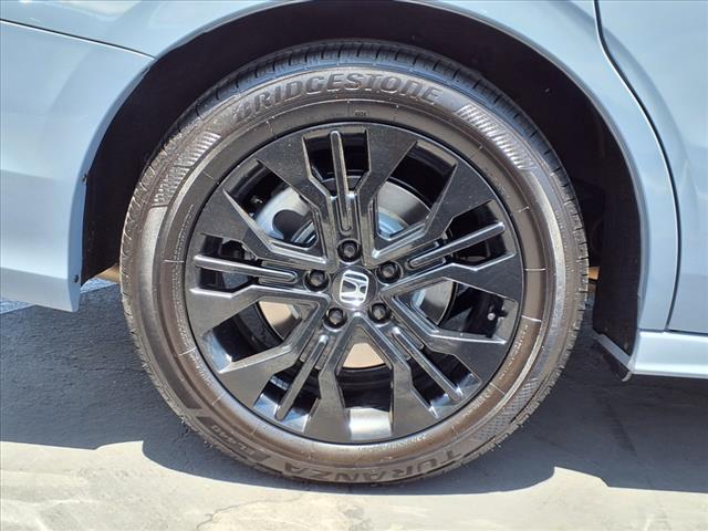 used 2025 Honda Odyssey car, priced at $41,599