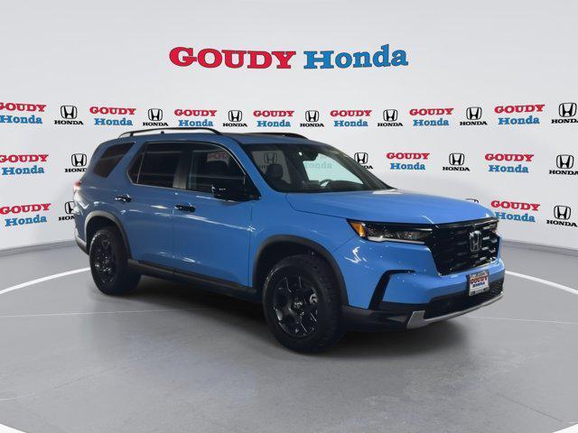 new 2025 Honda Pilot car, priced at $51,350