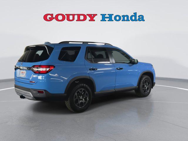 new 2025 Honda Pilot car, priced at $51,350
