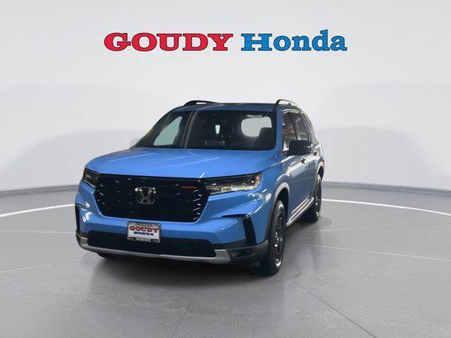 new 2025 Honda Pilot car, priced at $51,350