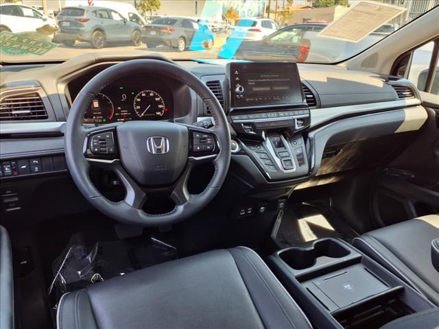 used 2025 Honda Odyssey car, priced at $44,596