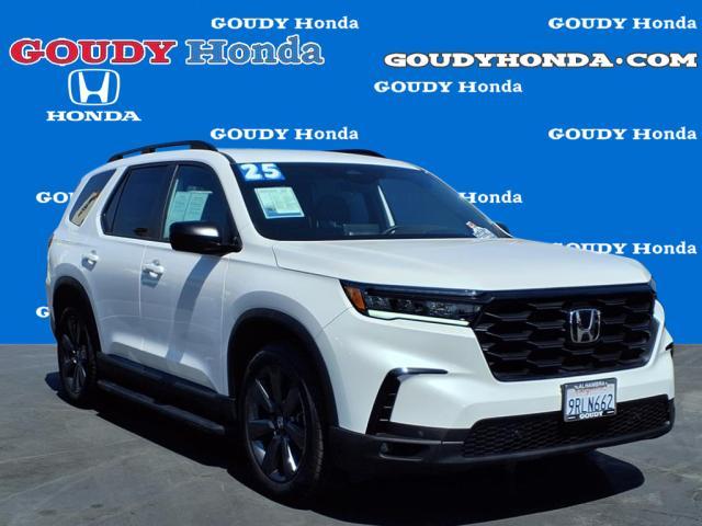 used 2025 Honda Pilot car, priced at $38,888