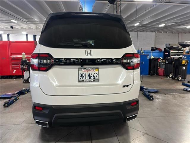 used 2025 Honda Pilot car, priced at $39,999