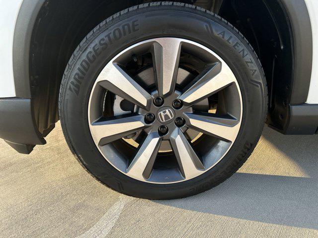 used 2023 Honda Pilot car, priced at $42,999