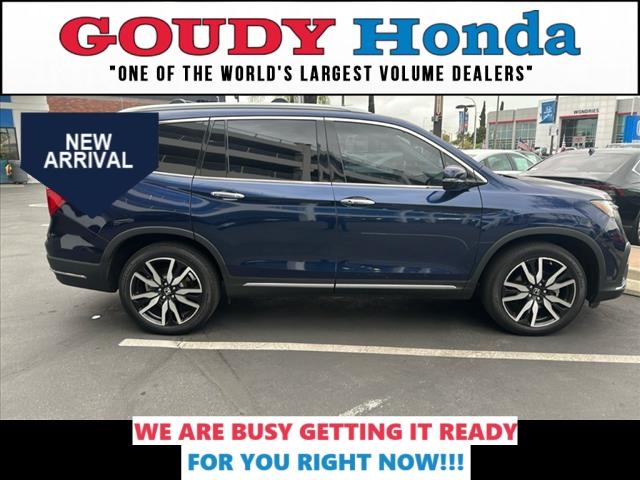 used 2022 Honda Pilot car, priced at $34,999