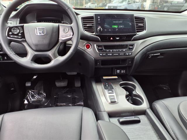 used 2022 Honda Pilot car, priced at $34,999