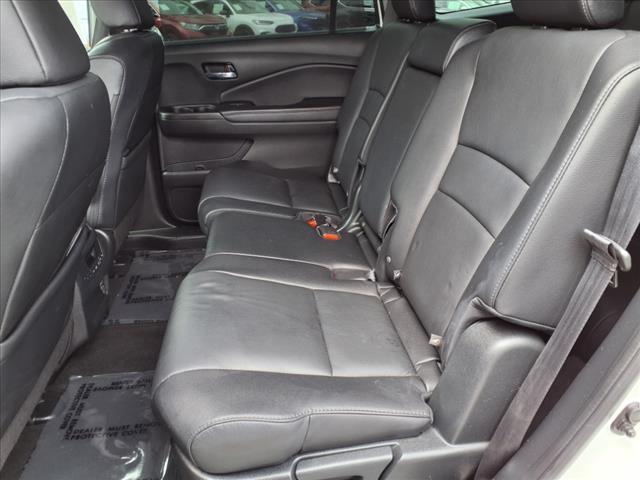 used 2022 Honda Pilot car, priced at $34,999