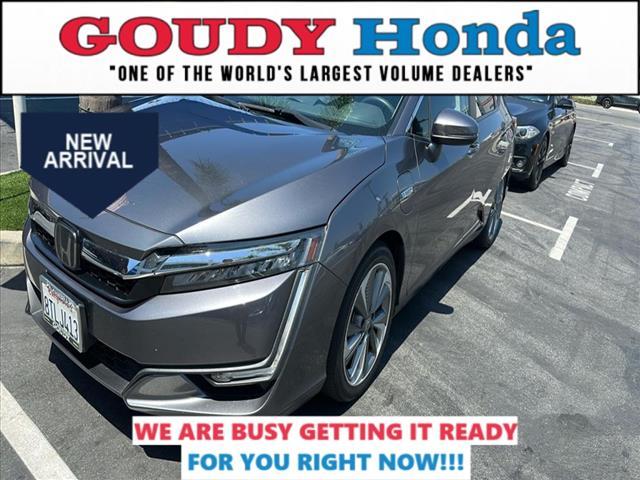 used 2020 Honda Clarity Plug-In Hybrid car, priced at $17,999