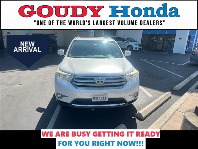 used 2011 Toyota Highlander car, priced at $17,999