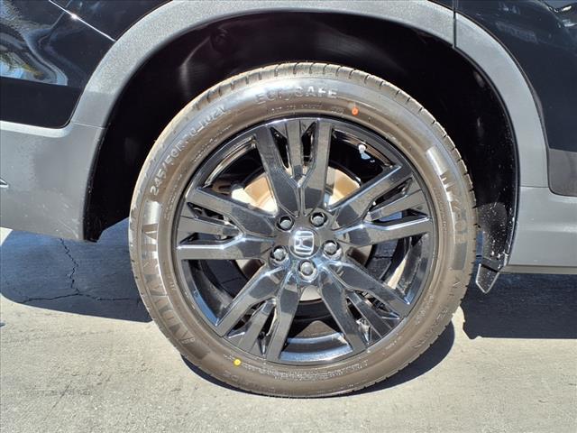 used 2022 Honda Pilot car, priced at $35,699