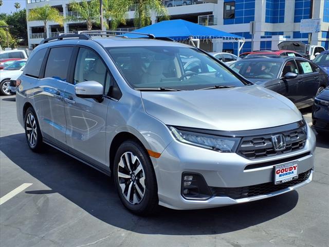 new 2025 Honda Odyssey car, priced at $43,910