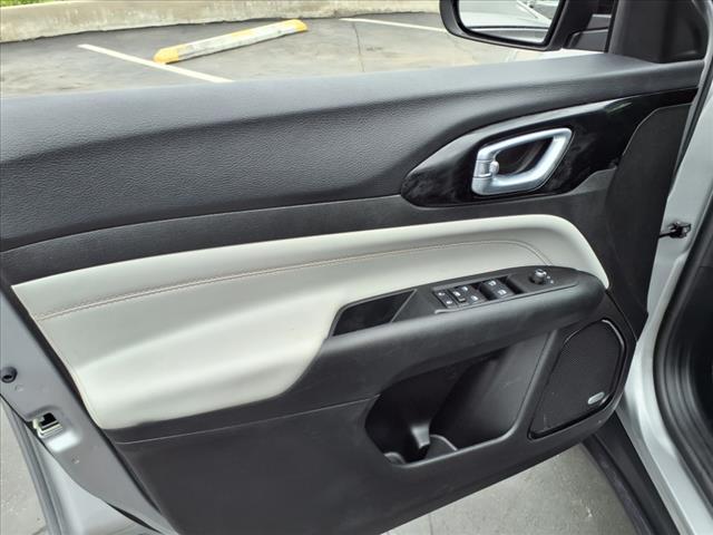 used 2022 Jeep Compass car, priced at $20,999