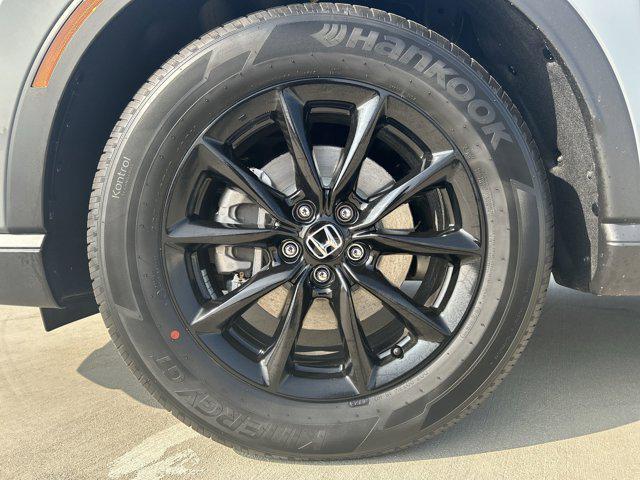 new 2026 Honda CR-V Hybrid car, priced at $40,630