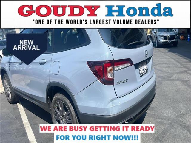 used 2022 Honda Pilot car, priced at $29,999