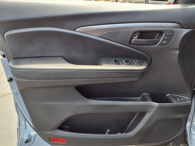 used 2022 Honda Passport car, priced at $26,999