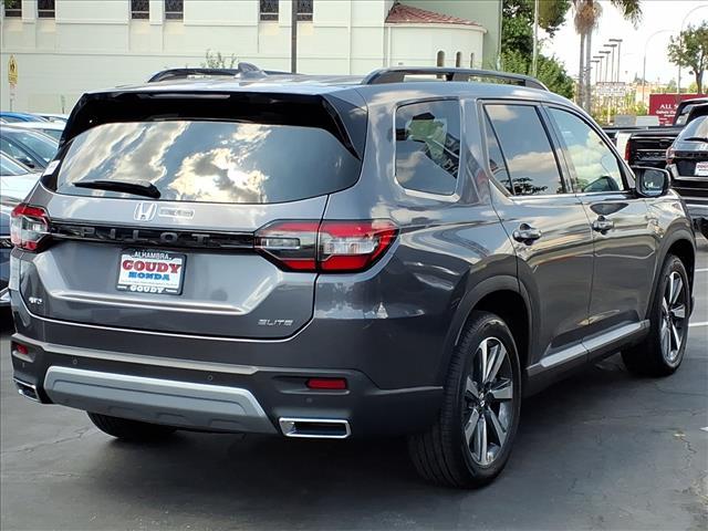 new 2025 Honda Pilot car, priced at $55,260