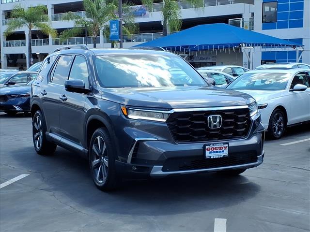 new 2025 Honda Pilot car, priced at $55,260