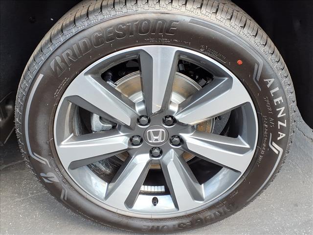 new 2025 Honda Pilot car, priced at $55,260
