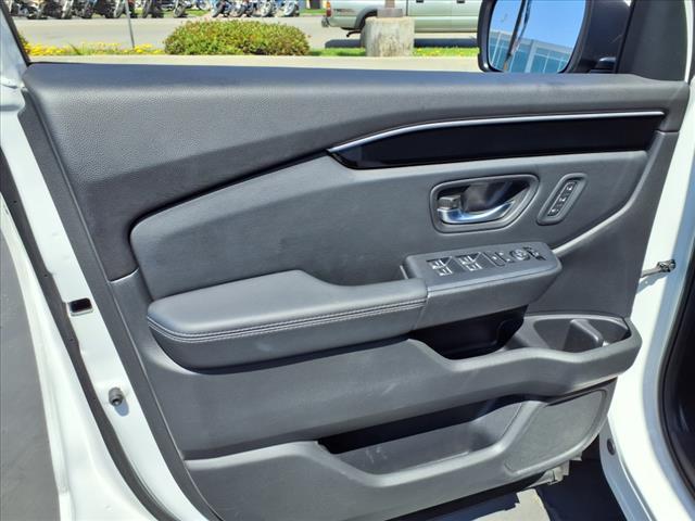 used 2024 Honda Pilot car, priced at $39,999
