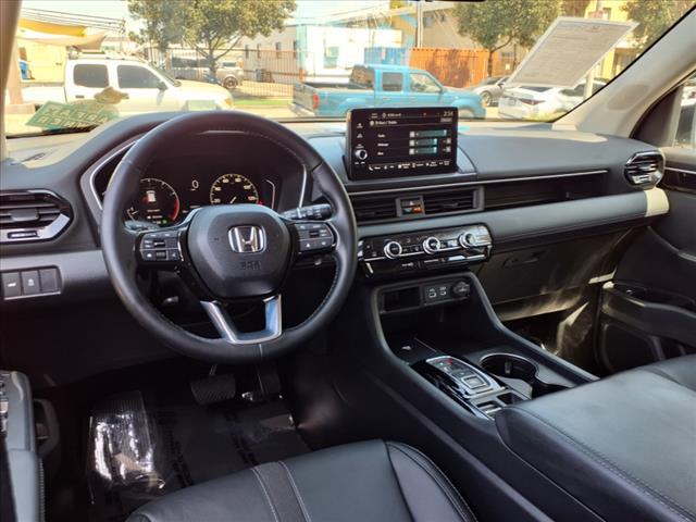used 2024 Honda Pilot car, priced at $39,999
