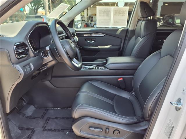 used 2024 Honda Pilot car, priced at $39,999