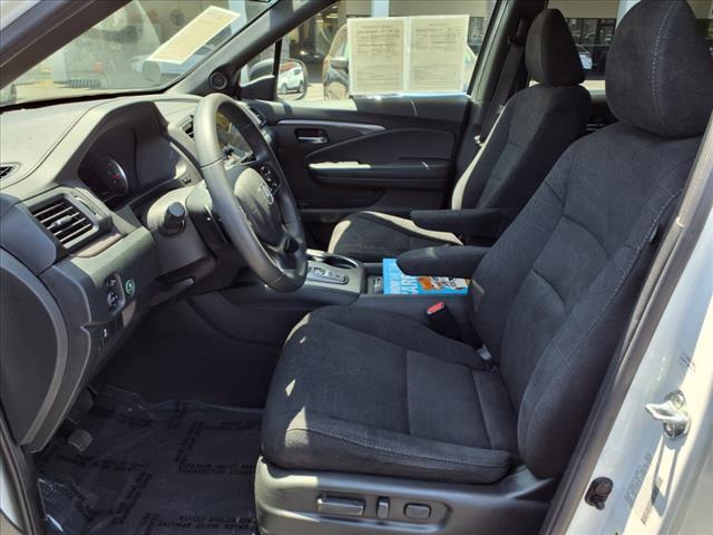 used 2022 Honda Pilot car, priced at $30,199