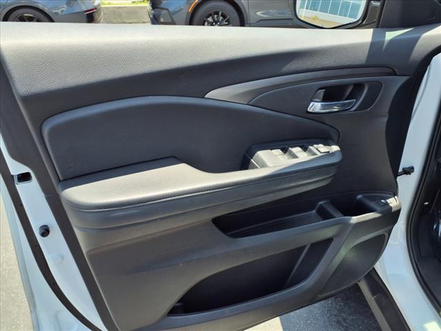 used 2022 Honda Pilot car, priced at $30,199