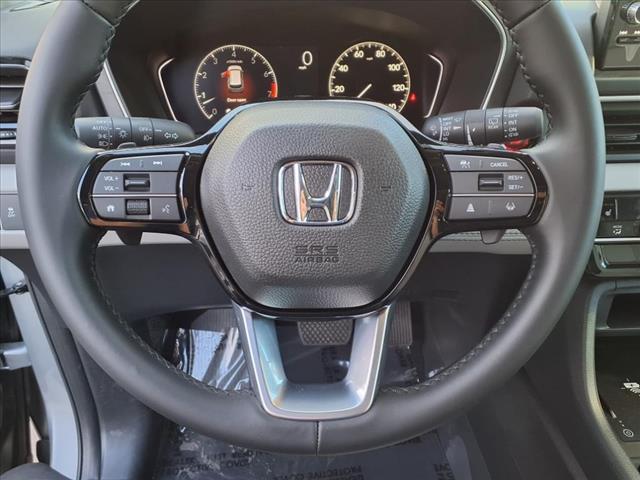 new 2025 Honda Pilot car, priced at $44,895
