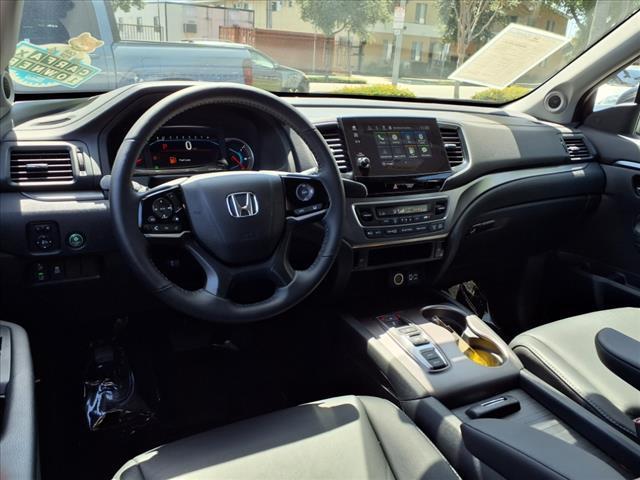 used 2022 Honda Pilot car, priced at $33,989