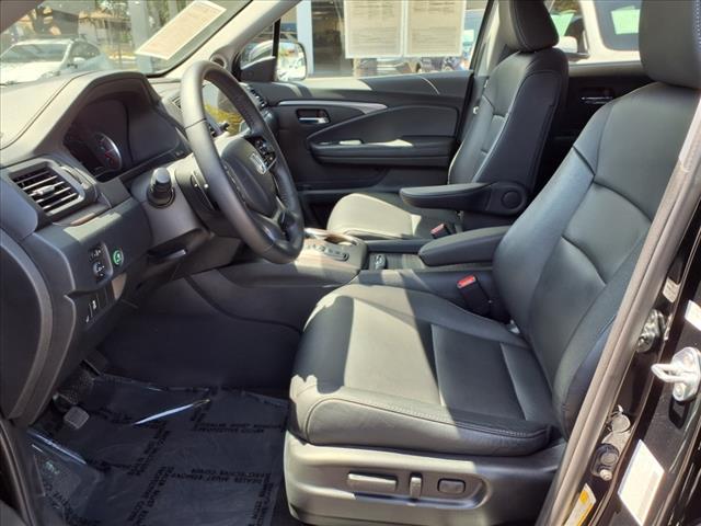 used 2022 Honda Pilot car, priced at $33,989