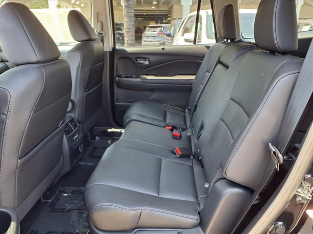 used 2022 Honda Pilot car, priced at $33,989