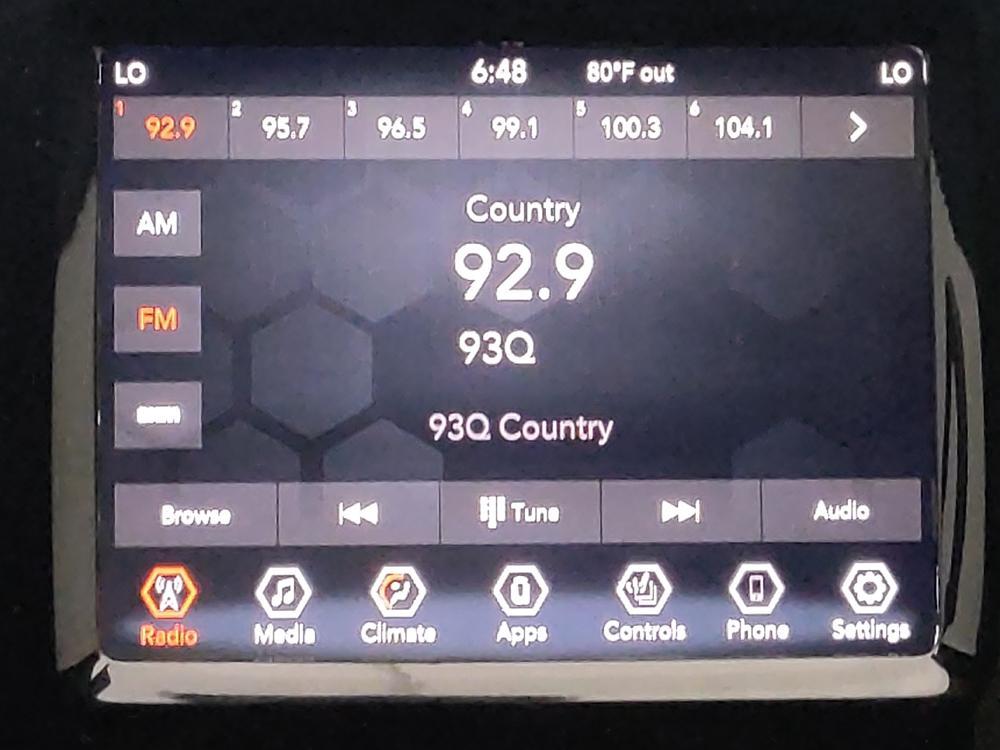 used 2019 Jeep Cherokee car, priced at $18,995