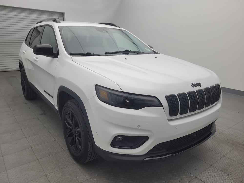 used 2023 Jeep Cherokee car, priced at $29,595