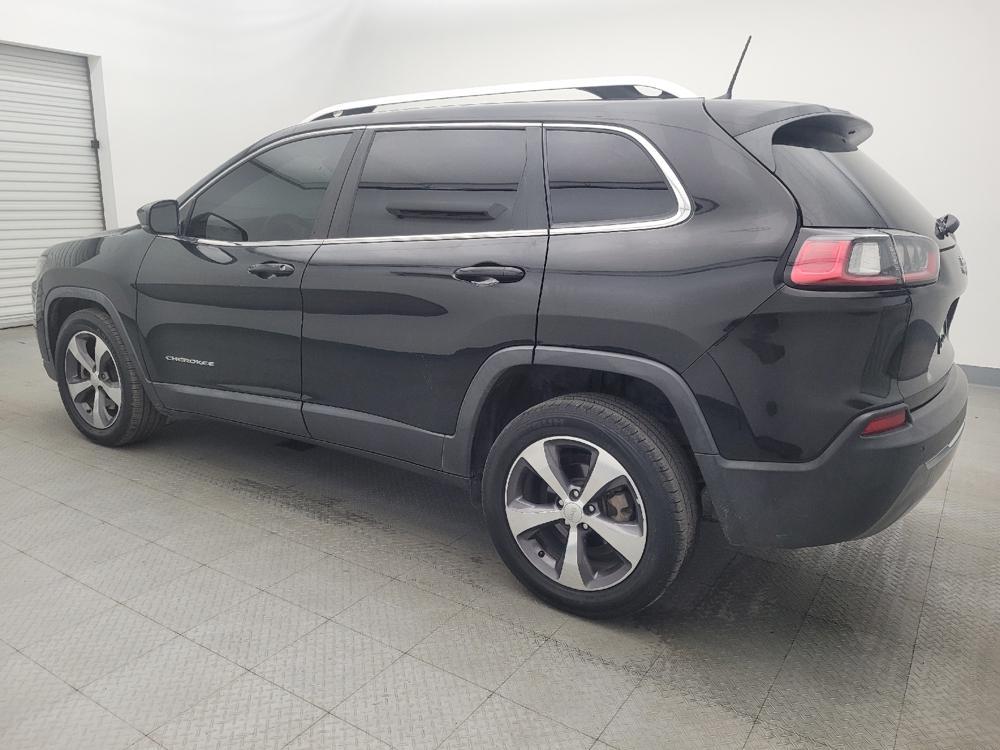 used 2019 Jeep Cherokee car, priced at $19,095