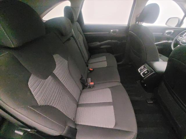 used 2022 Kia Sorento car, priced at $28,095