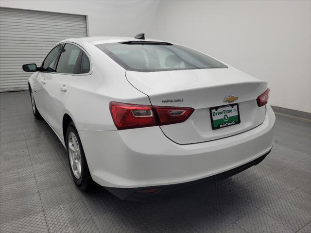 used 2018 Chevrolet Malibu car, priced at $17,095