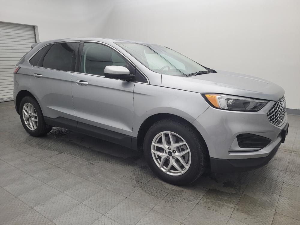 used 2024 Ford Edge car, priced at $29,995