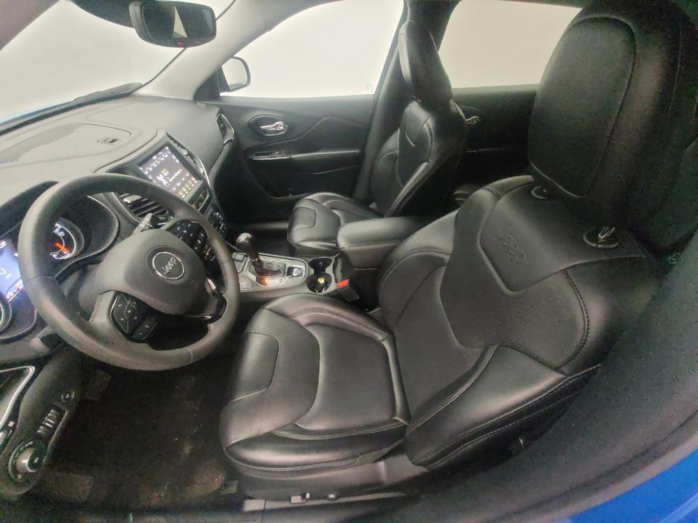 used 2023 Jeep Cherokee car, priced at $28,095