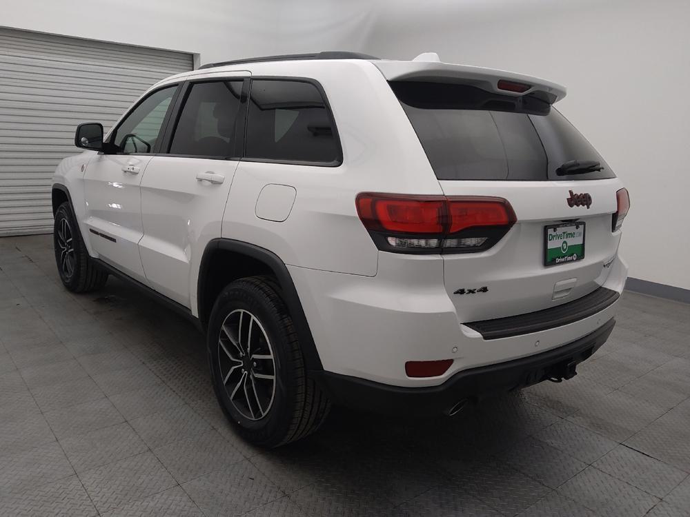 used 2020 Jeep Grand Cherokee car, priced at $23,395