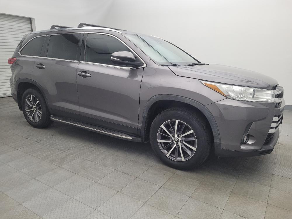 used 2019 Toyota Highlander car, priced at $24,895