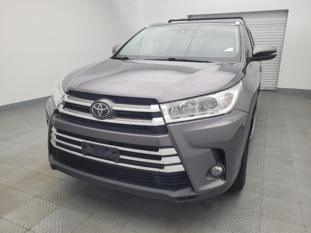 used 2019 Toyota Highlander car, priced at $24,895