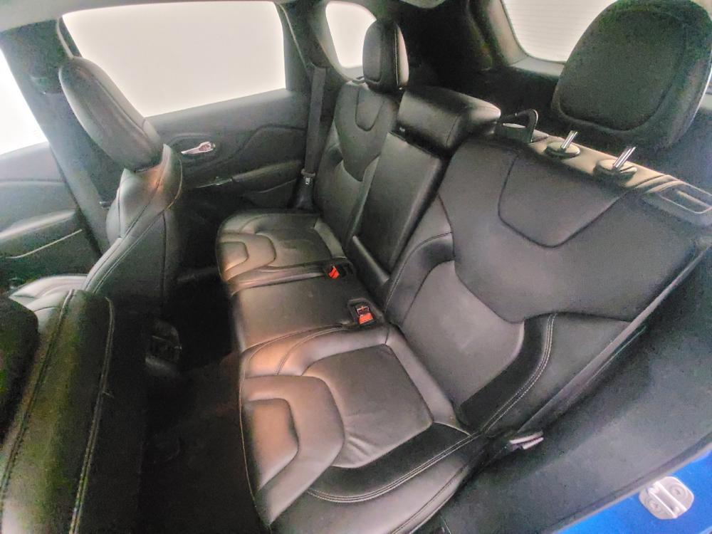 used 2023 Jeep Cherokee car, priced at $28,495