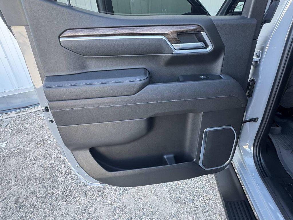 used 2025 Chevrolet Silverado 1500 car, priced at $53,995