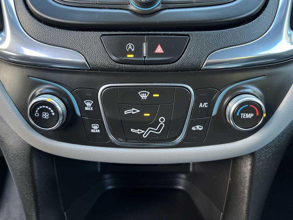 used 2023 Chevrolet Equinox car, priced at $21,888