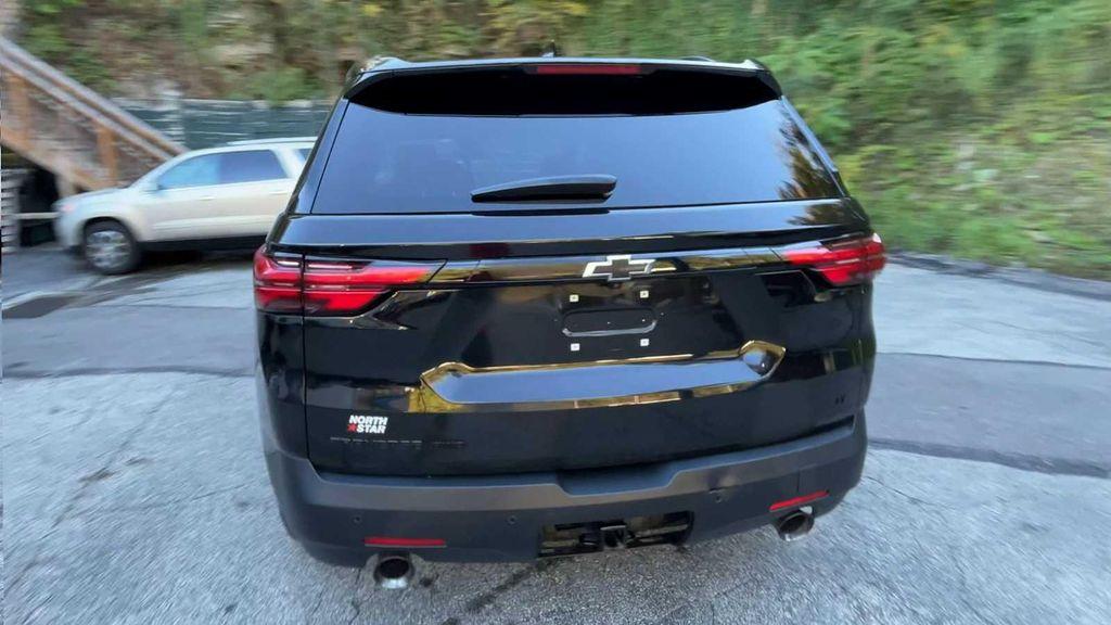 used 2023 Chevrolet Traverse car, priced at $29,988